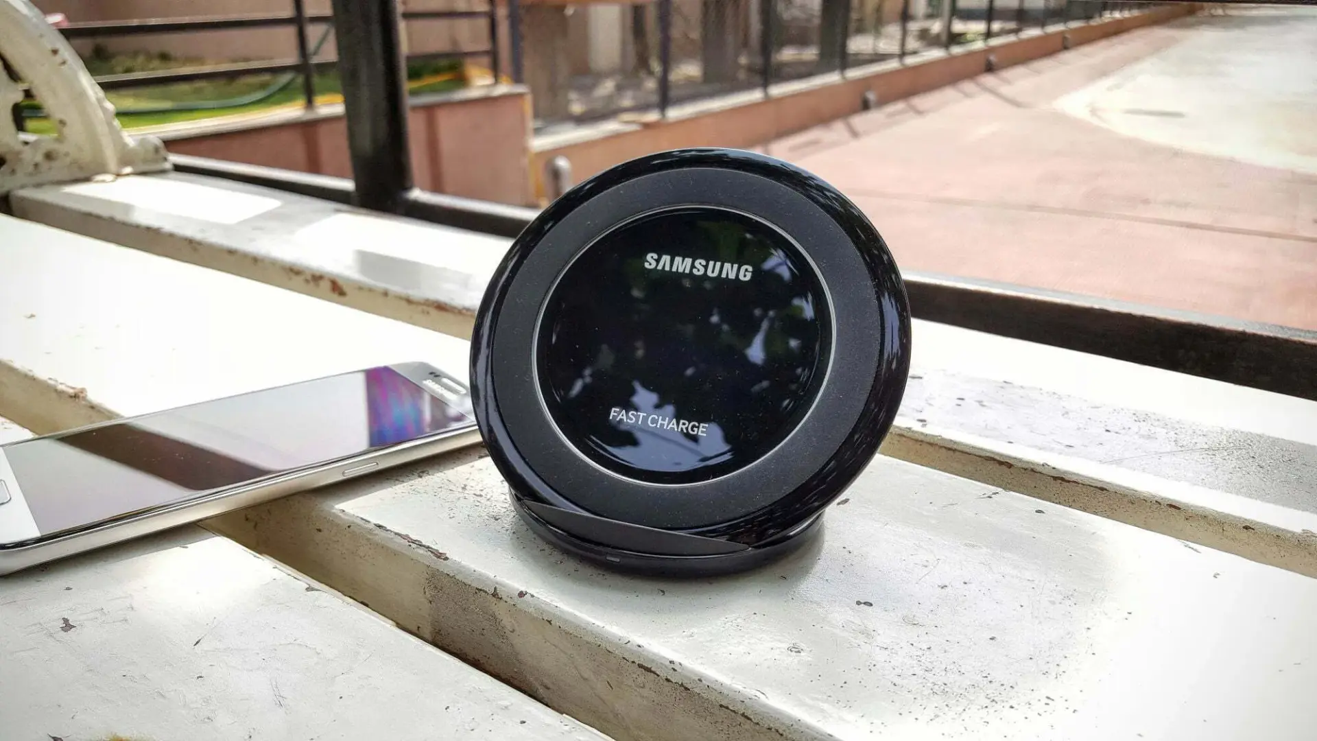 قیمت Dex Station یکی از لوازم جانبی های گلکسی S8 اعلام شد