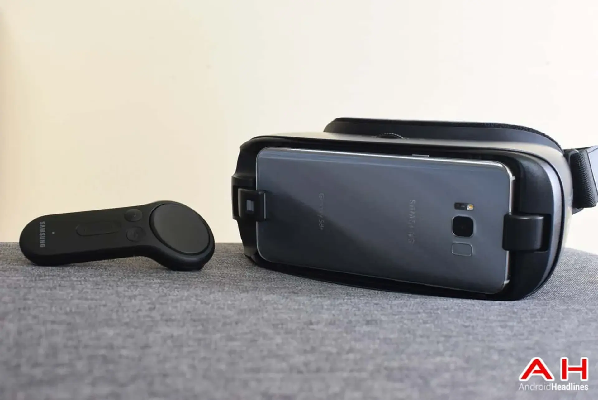 ارائه ی نسخه بتای اپلیکیشن PhoneCast VR برای هدست های واقعیت مجازی سامسونگ