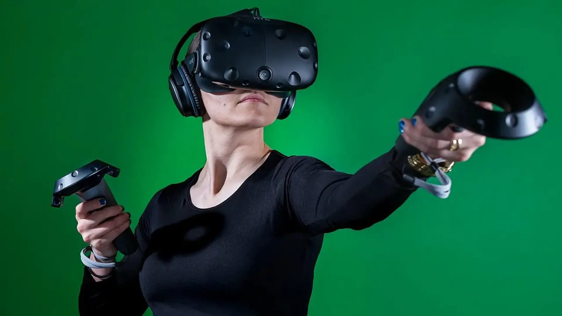 همکاری مشترک اچ‌تی‌سی و اینتل در تولید هدست VR Vive بی سیم WiGig