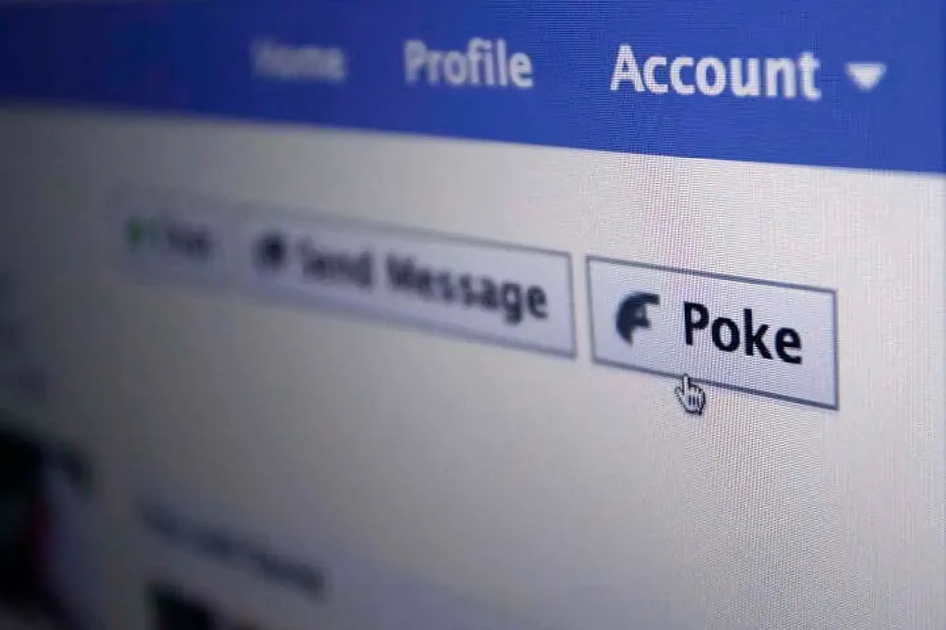 سیخونک فیسبوک ( Poke ) را یادتان هست؟ خب این بار به شکل «سلام» بازگشته است