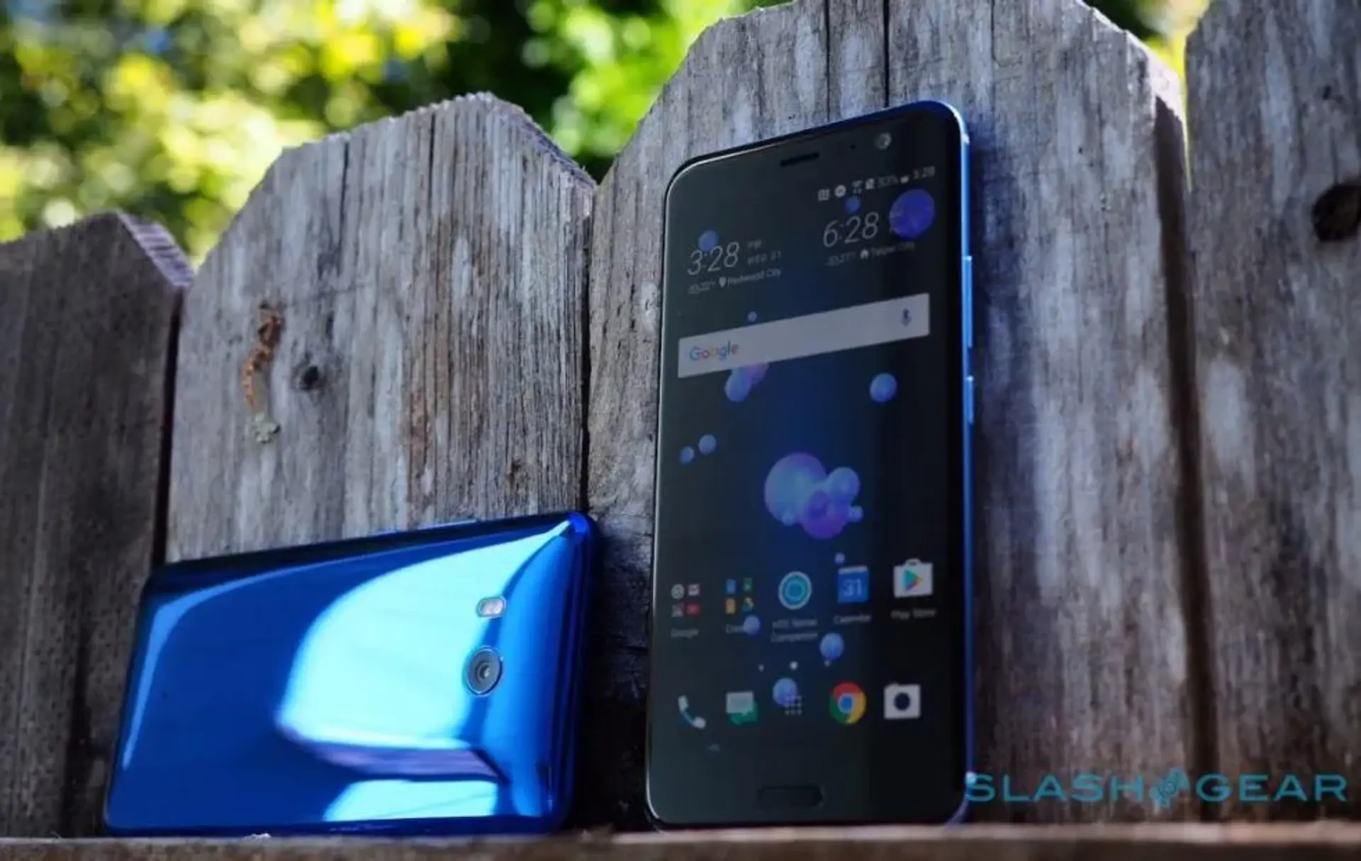 HTC U11 مینی  شاید در آینده  گوشی  شما باشد