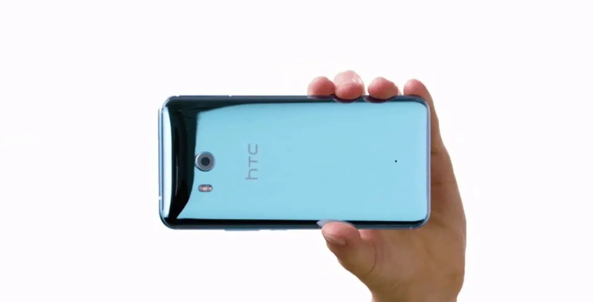 کمپانی HTC در حال تولید یک گوشی میان رده مجهز به قابلیت Edge Sense
