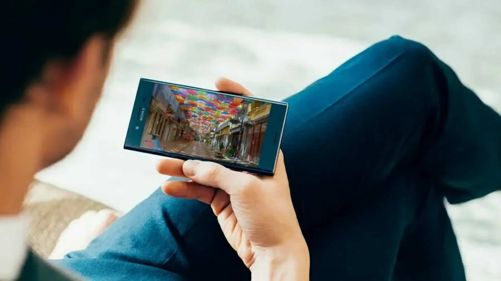 بهترین صفحه نمایش هوشمند برای دیدن ویدئوهای تصویری کدام است ؟