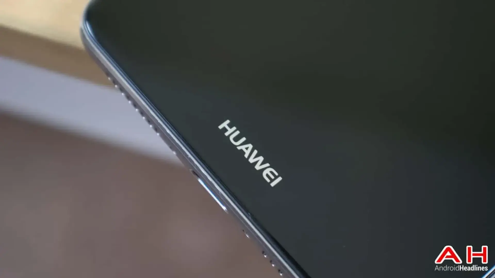 EMUI 6 رابط کاربری هواوی براساس اندروید 8.0 ساخته خواهد شد