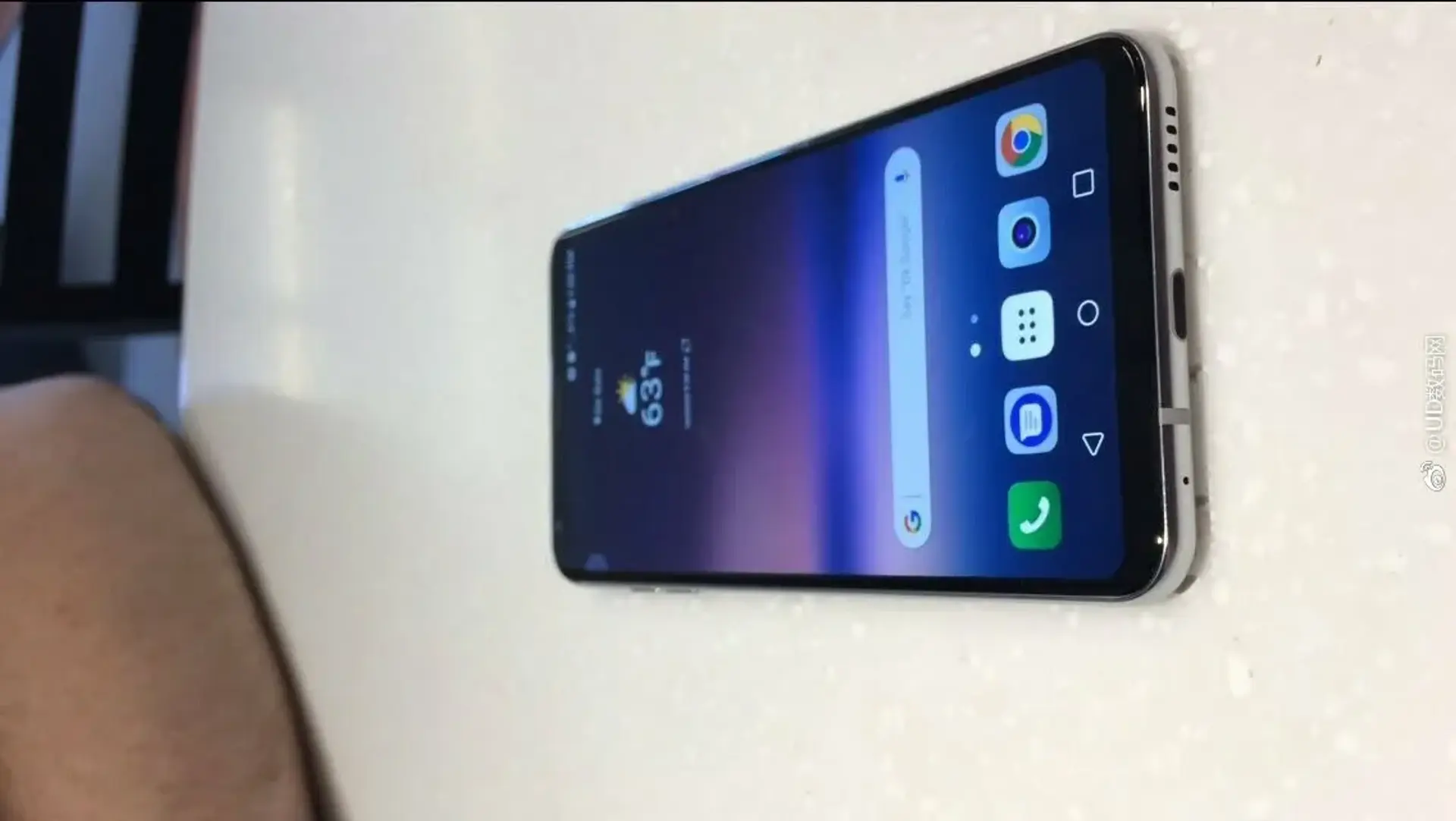 اولین تصویر واقعی منتشر شده از LG V30