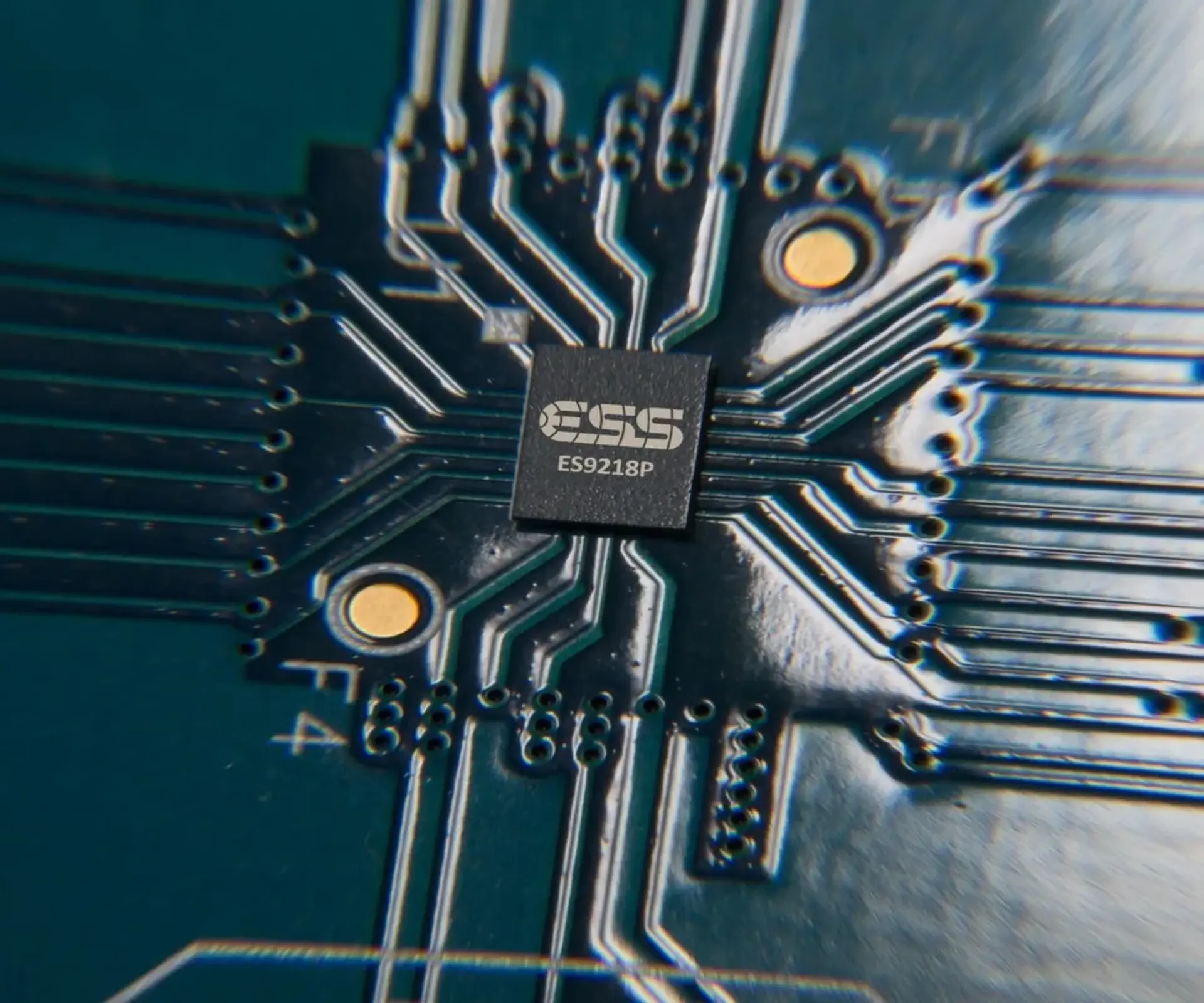ال جی V30 مجهز به Quad DAC، فیلترهای دیجیتال و پیش تنظیمات صدا می شود