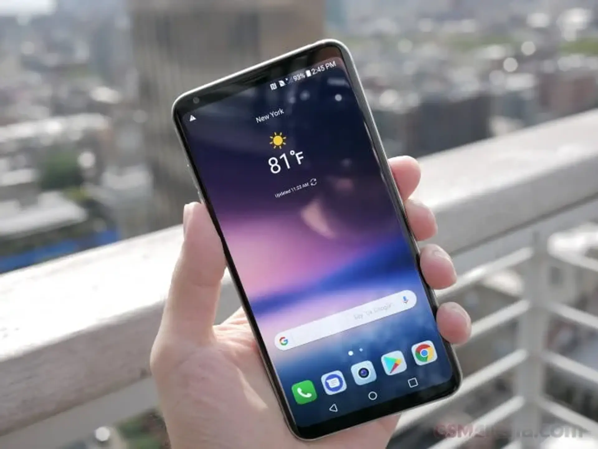 قیمت احتمالی LG V30 بطور ناخواسته افشا شد
