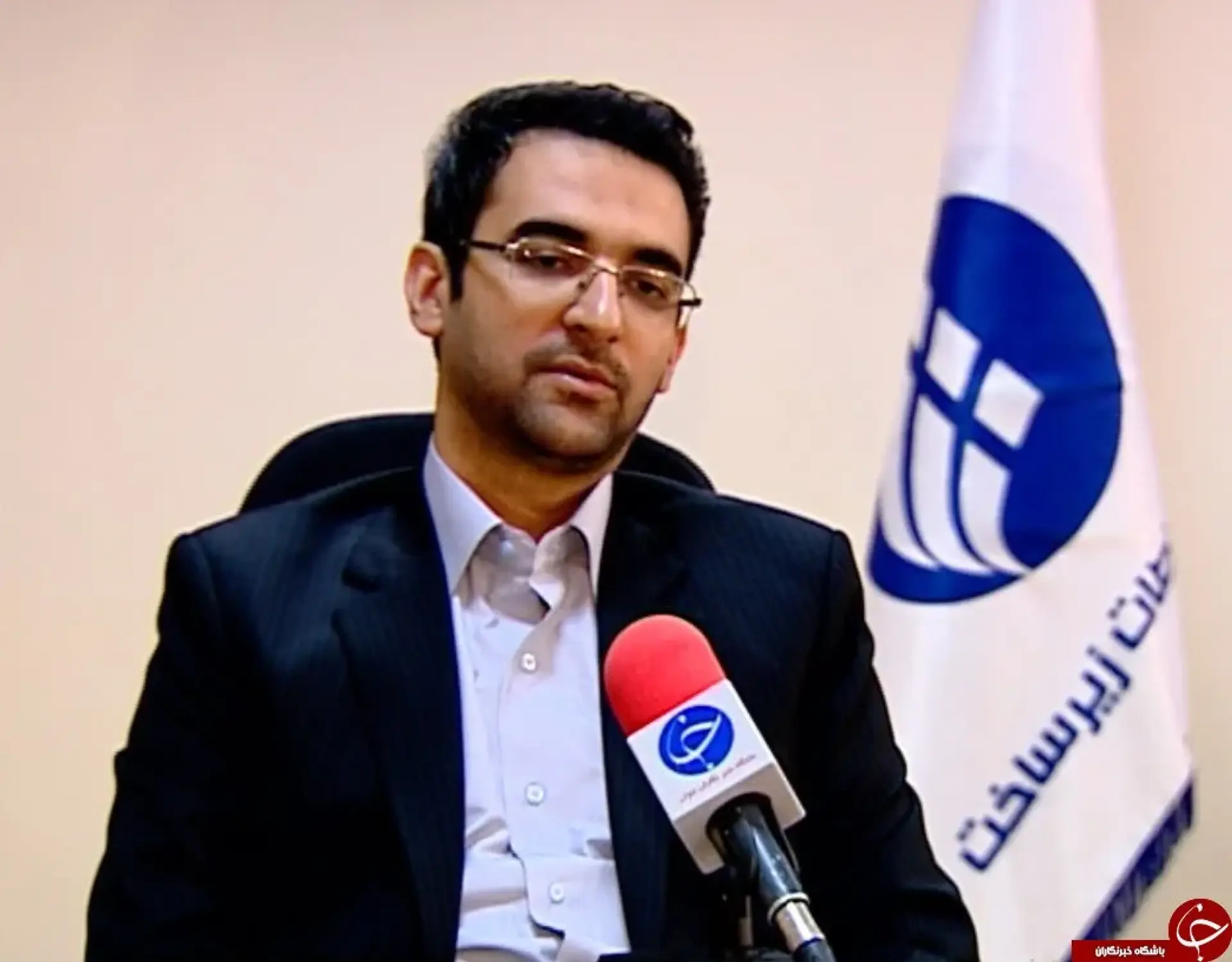 تعرفه اینترنت موبایل گران نخواهد شد/اینترنت ثابت غیرحجمی می شود