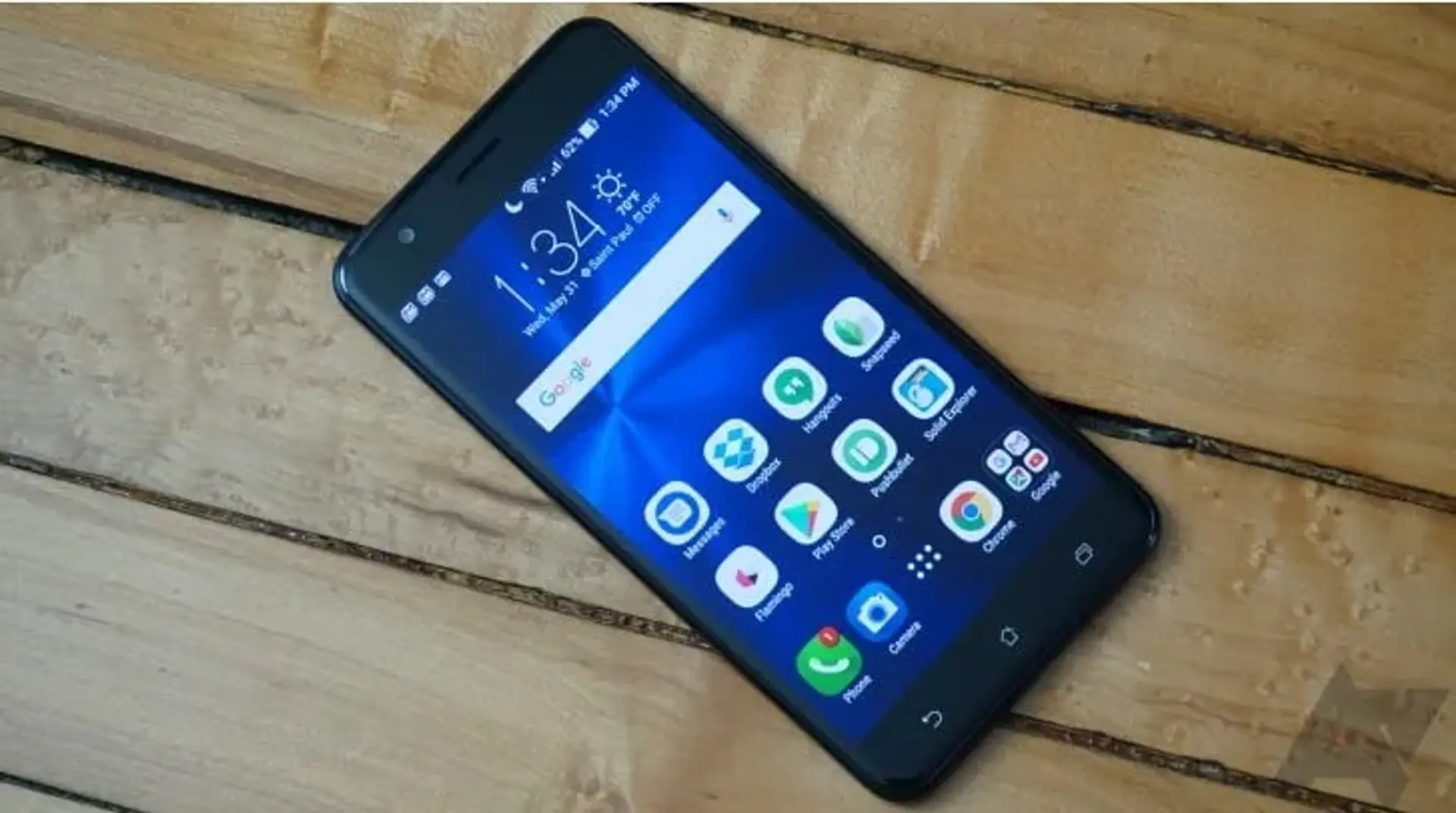 به روز رسانی ZenFone 3 ایسوس به ZenUI 4.0  برای گوشی زنفون 3 زوم