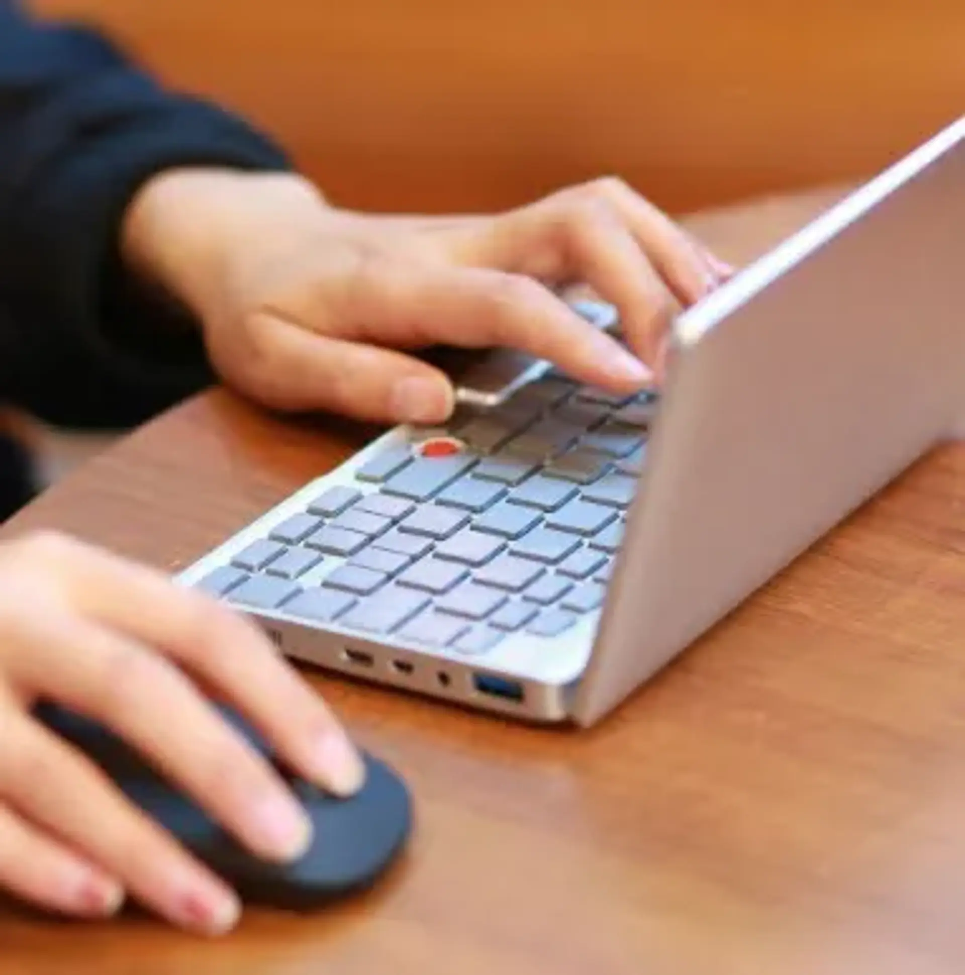 GPD Pocket Mini ، کامپیوتر جیبی فوق العاده ای که رقیبی در بازار ندارد!