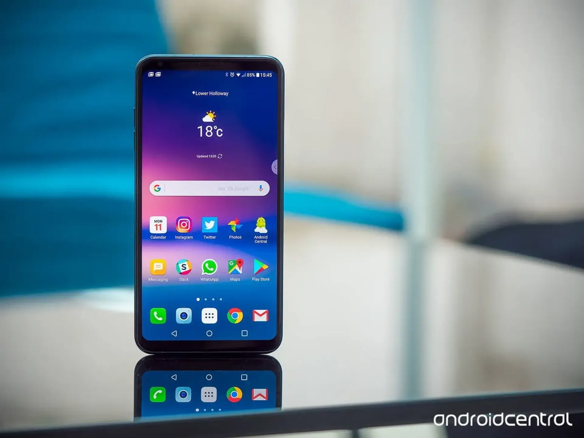 هرآنچه که از گوشی LG V30 باید بدانید