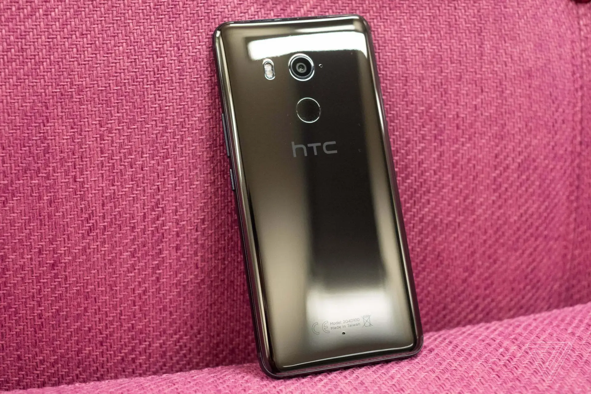 پرچمداران تابستانی و پاییزی در یک نگاه : HTC U11 پلاس، گلکسی نوت 8 ، ال‌جی V30 و گوگل پیکسل 2XL