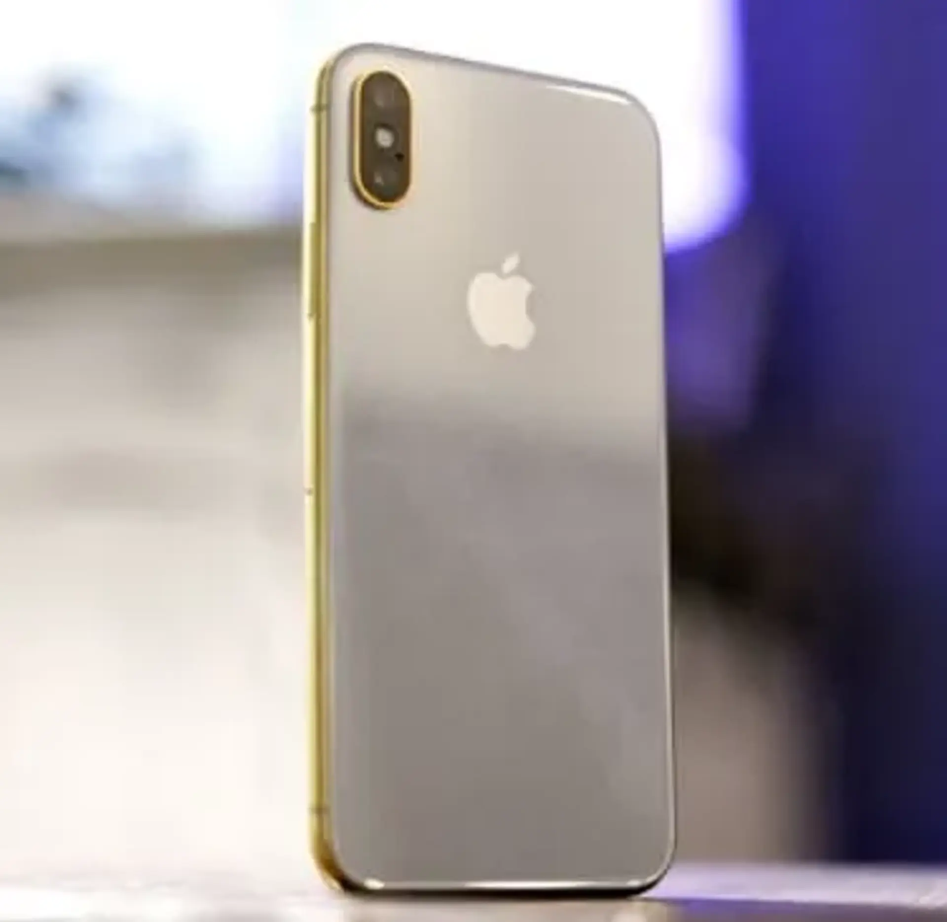 با 399 دلار بدنه فلزی آیفون ایکس خود را با طلای 18 یا 24 عیار آبکاری کنید!