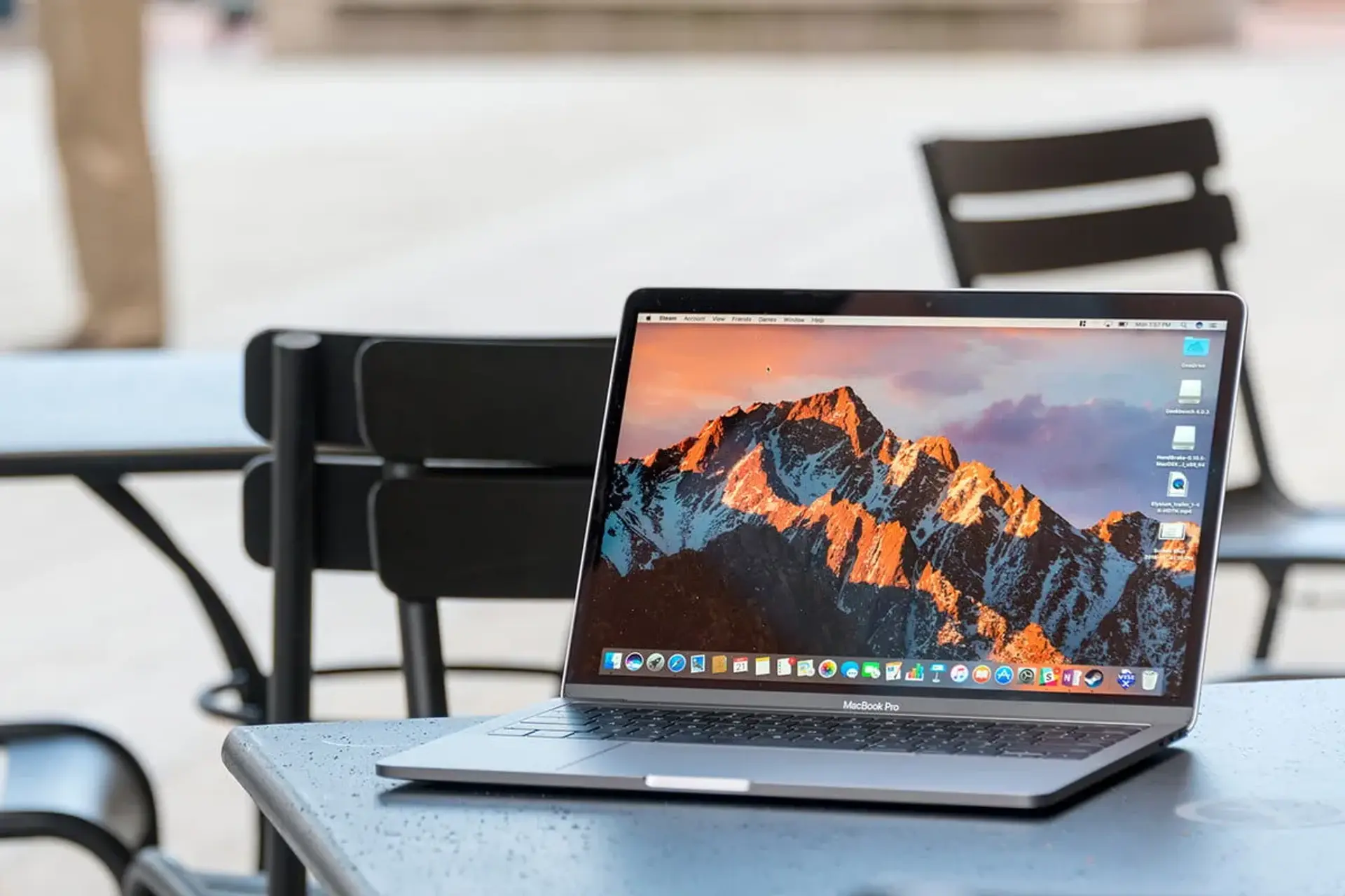 همه می توانند بدون پسورد به MacBook شما وارد شوند؛ آموزش رفع این مشکل را اینجا بخوانید