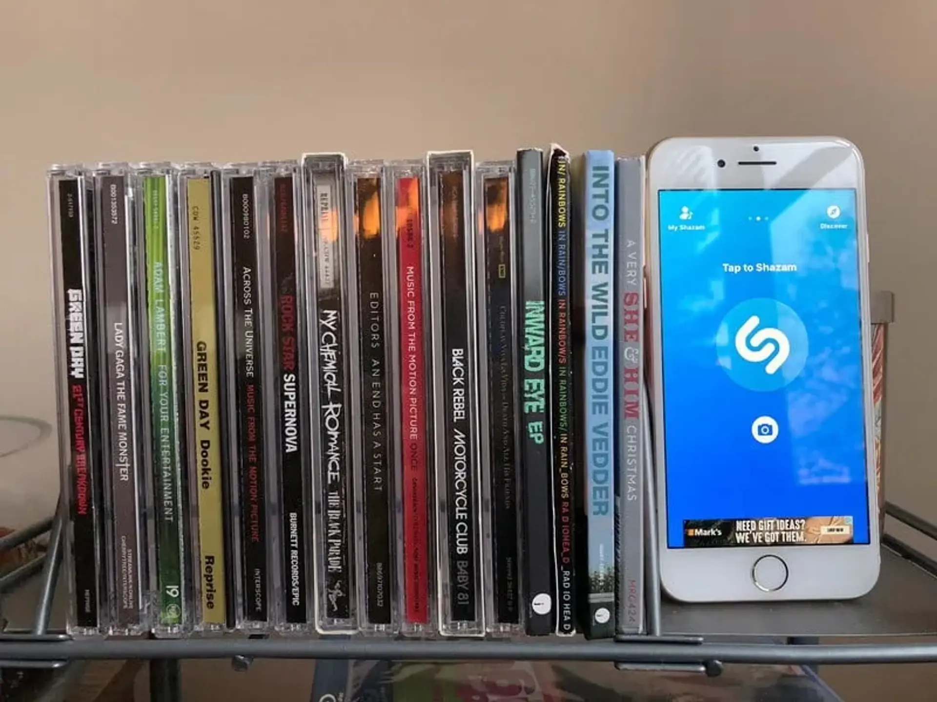 نحوه استفاده از اپلیکیشن موزیک‌یاب Shazam در حالت آفلاین