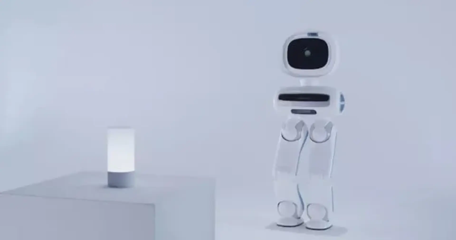 رونمایی از ربات Ubtech  در نمایشگاه CES 2018