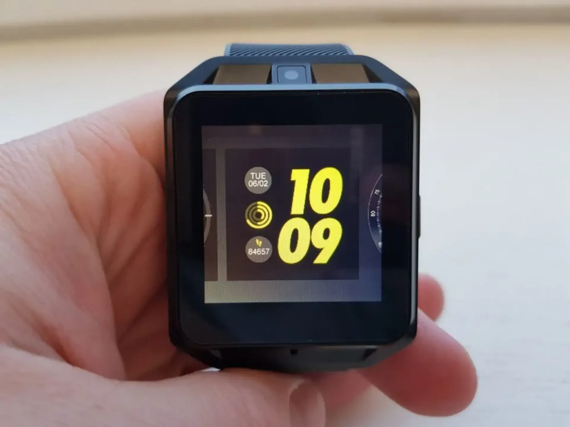 بررسی ساعت هوشمند Microwear H5 با قیمت کمتر از 100 دلار!