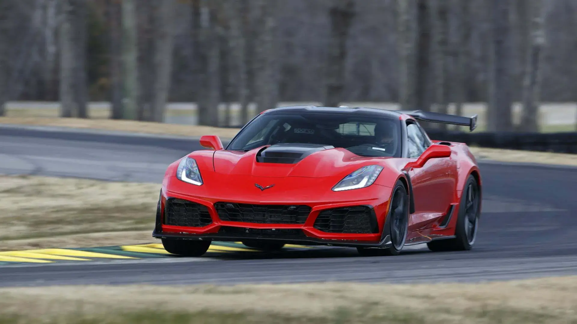 کوروت ZR1 سال 2019 و ثبت سرعت یک تا 96 در 2.85 ثانیه