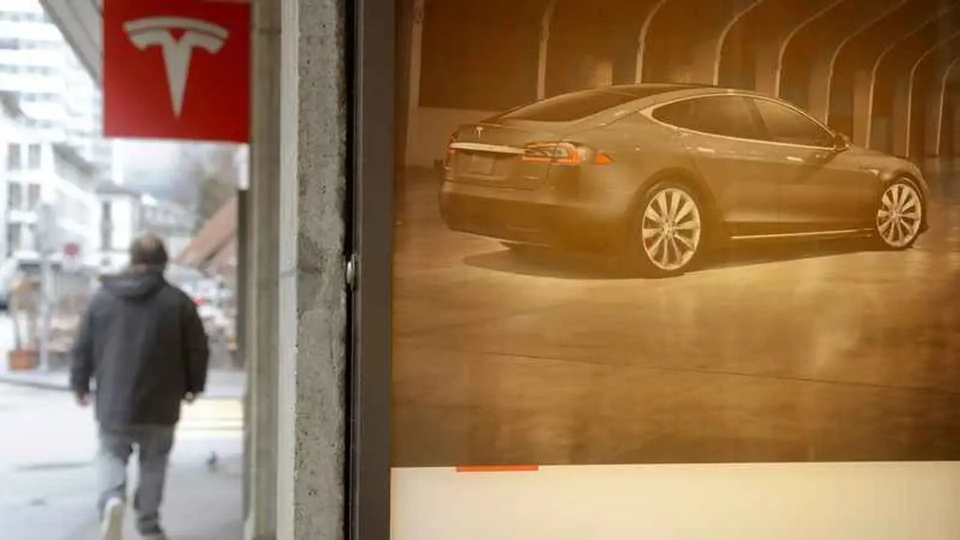 رئیس بخش Autopilot کمپانی Tesla این شرکت را ترک می کند