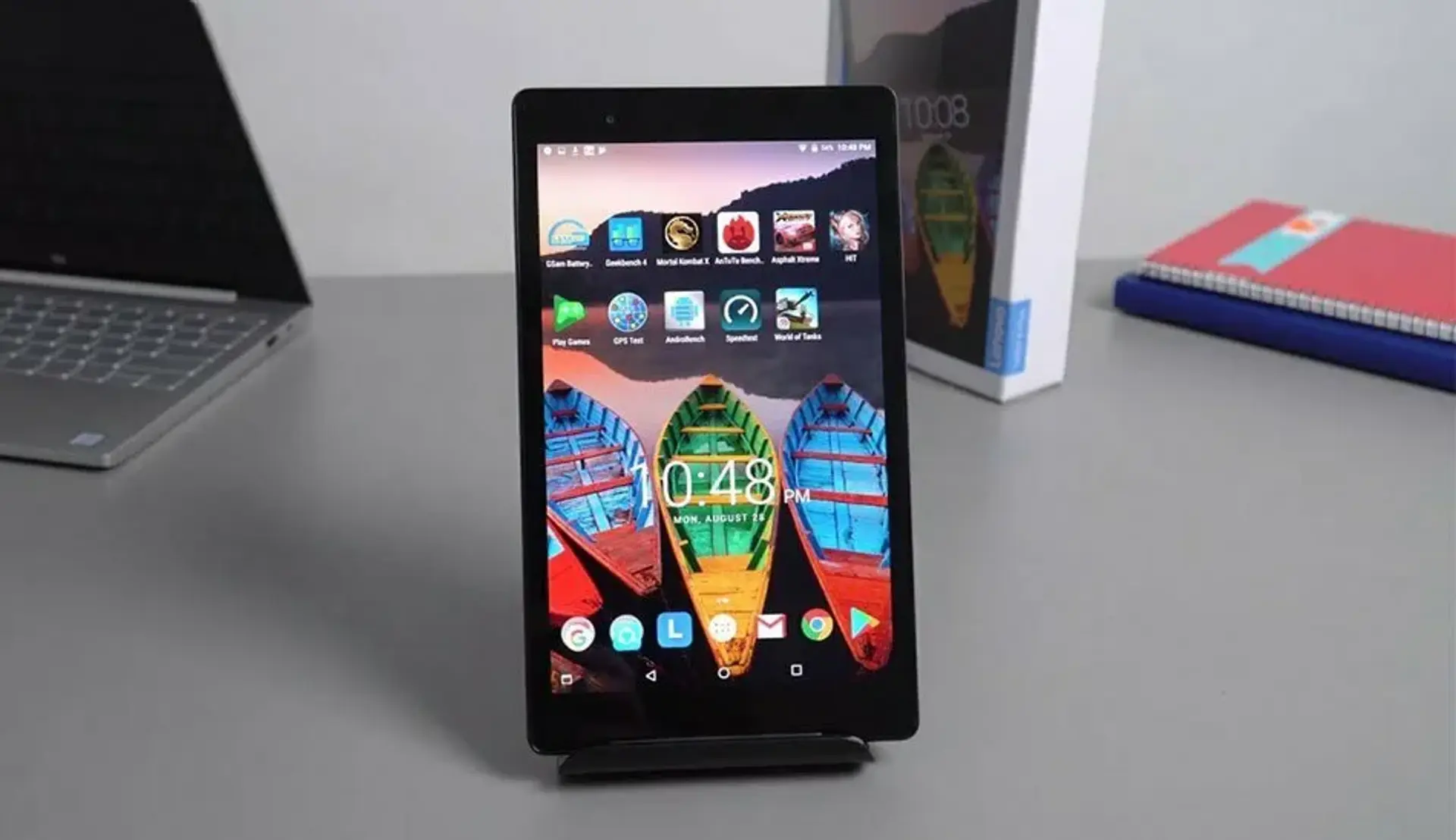 لنوو Tab3 P8 پلاس، بهترین تجربه بصری را رقم می‌زند