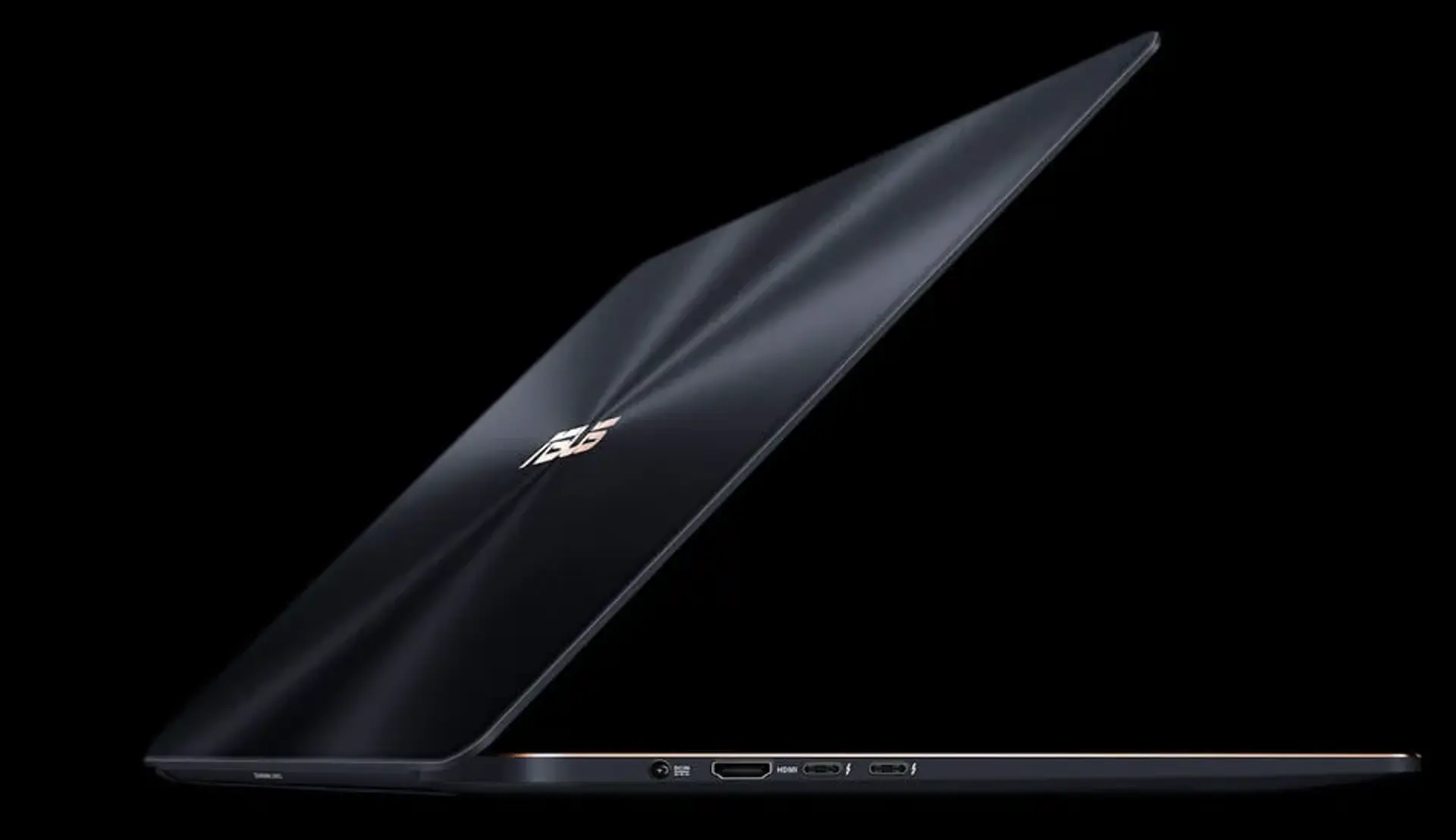 لپ تاپ ایسوس ZenBook Pro 15 به Intel i9 و صفحه نمایش 4K مجهز می‌شود