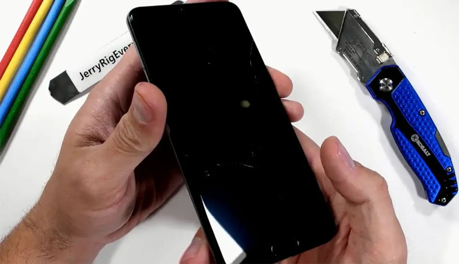 همه نکات مثبت و منفی هواوی P20 پرو در یک ویدیو