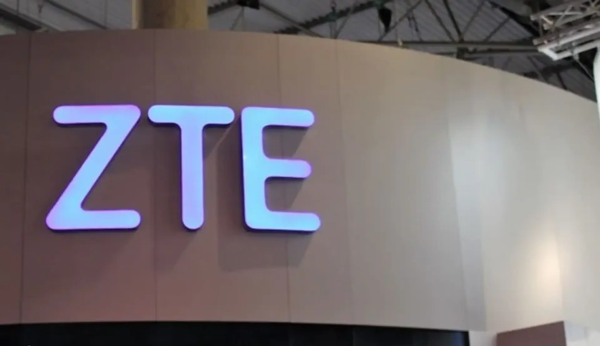 خسارت 3 میلیارد دلاری در انتظار شرکت ZTE