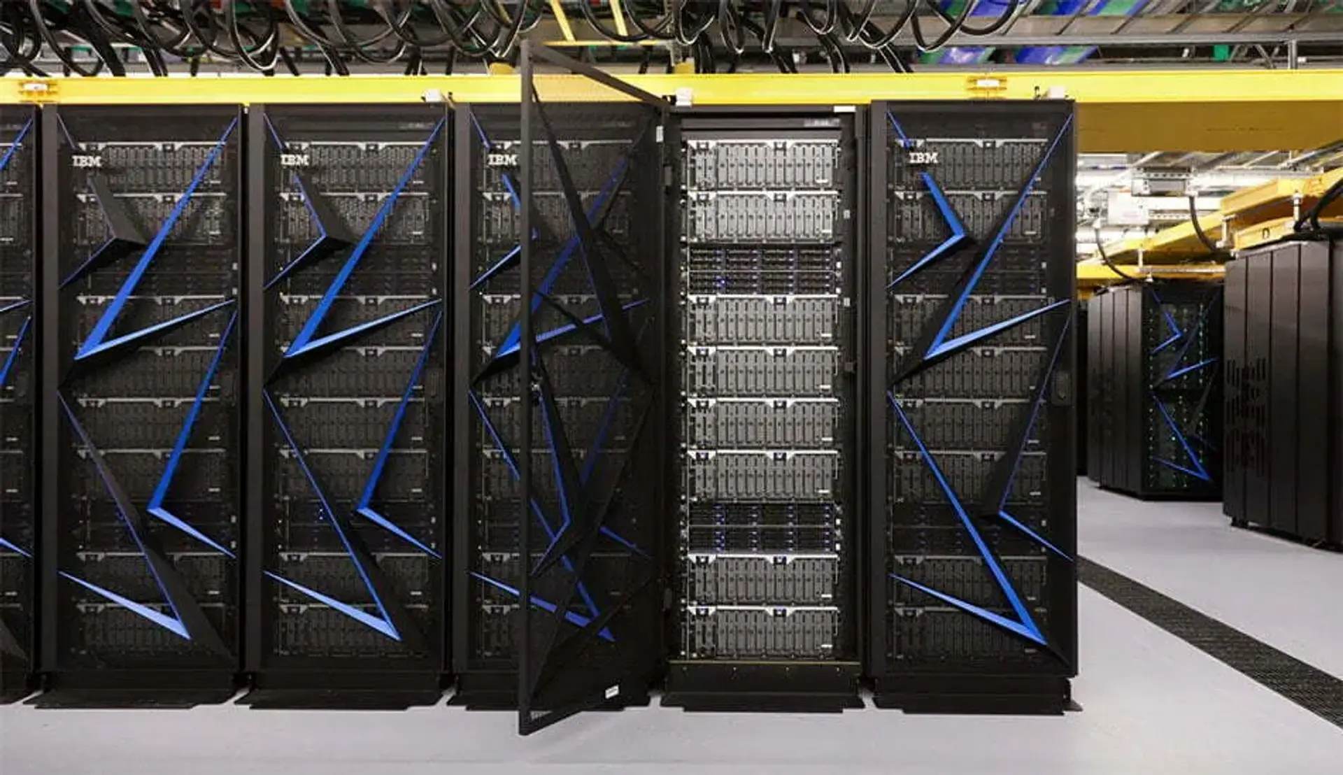 IBM سریع‌ترین ابررایانه جهان را با همکاری وزارت نیروی آمریکا می‌سازد