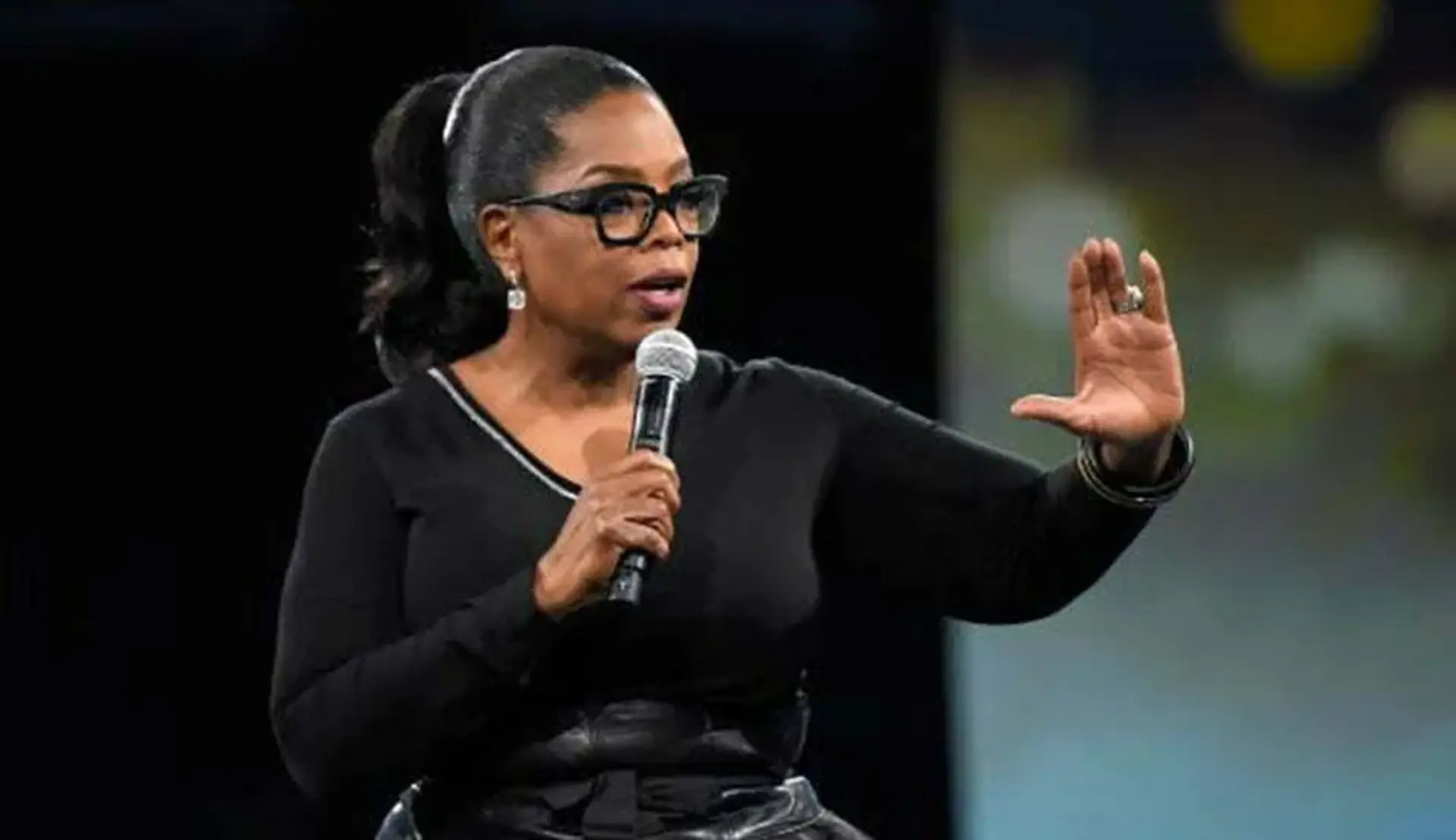 اپل و اپرا وینفری قرارداد همکاری امضا کردند