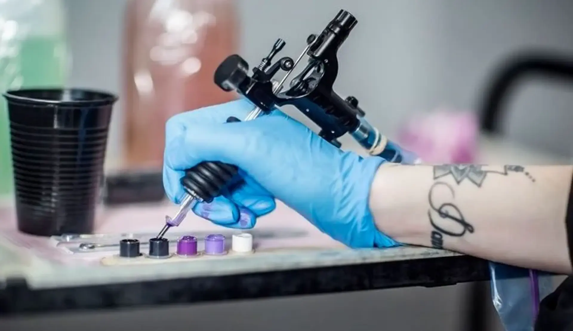 پزشکان تشخیص دادند که تاتو می‌تواند علت برخی علائم عجیب، در بیماران باشد