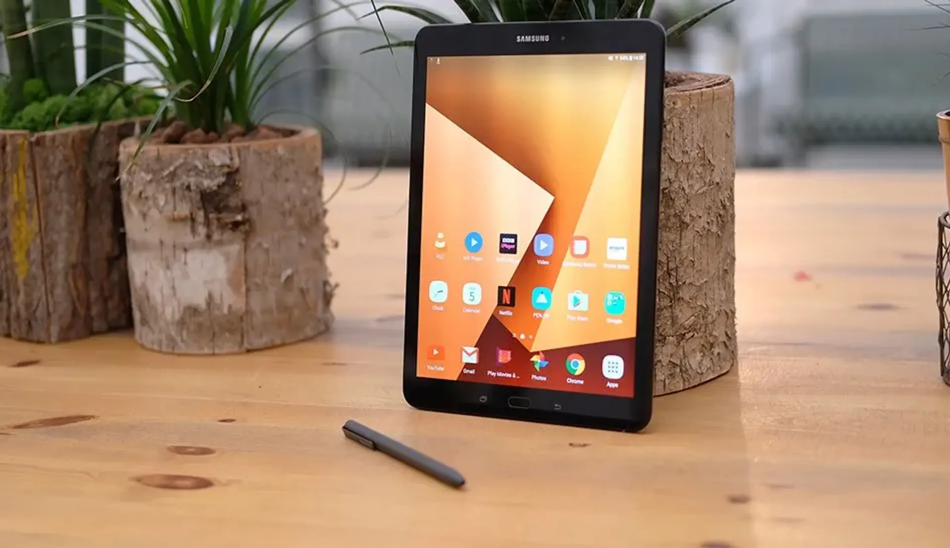 گلکسی تب اس 4 از سامسونگ Dex Pad پشتیبانی می کند