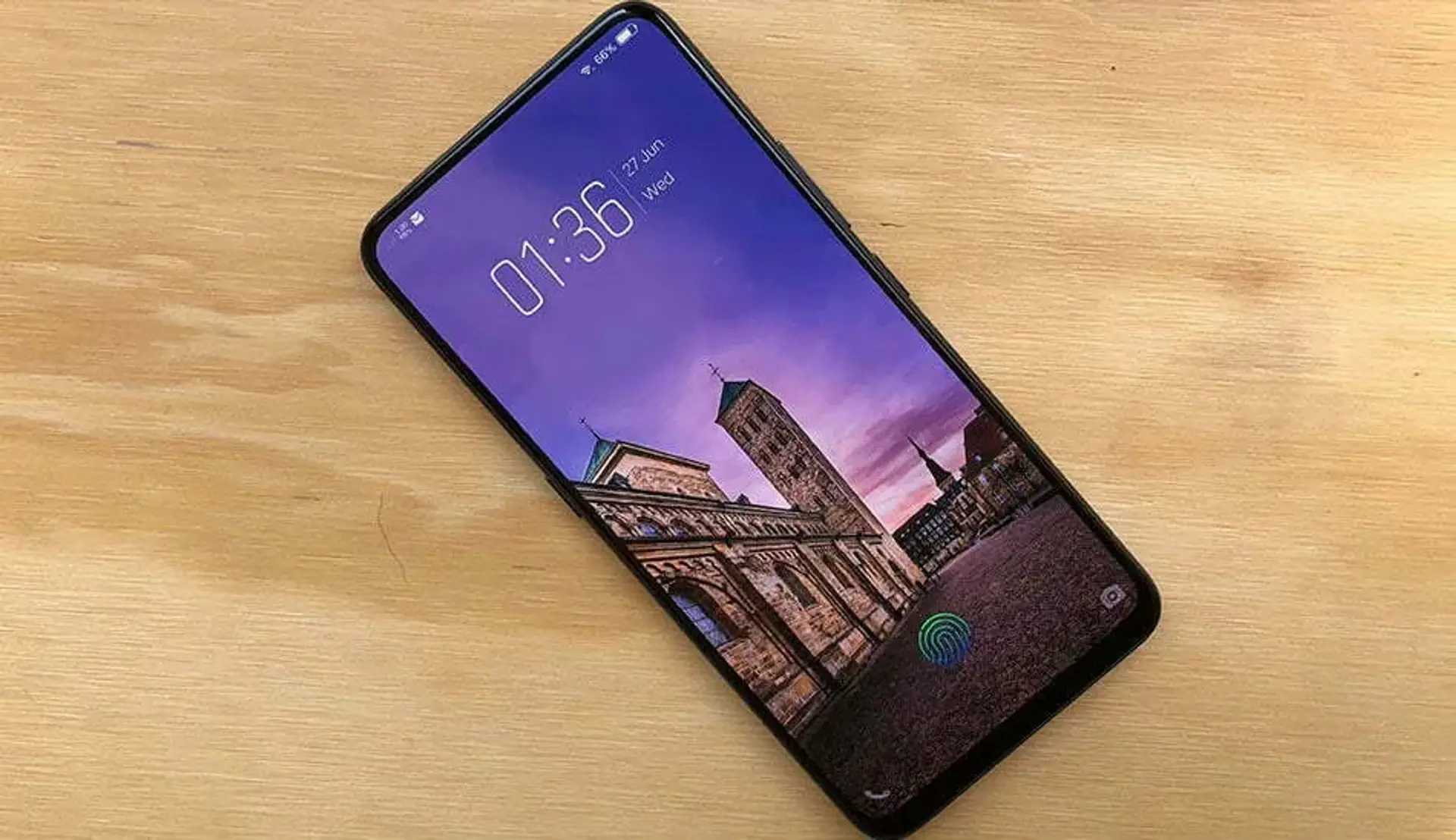 ویوو شرکتی که بی سر و صدا قواعد بازی را تغییر می‌ دهد