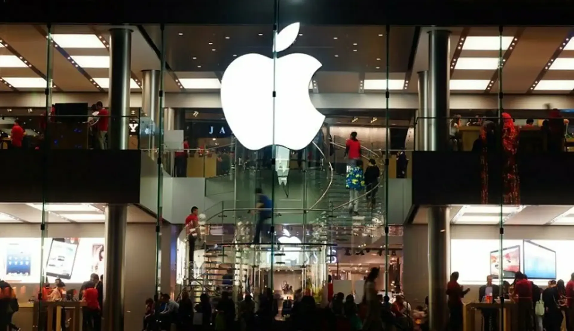 سرمایه‌ گذاری 300 میلیون دلاری اپل در حوزه انرژی‌ های پاک