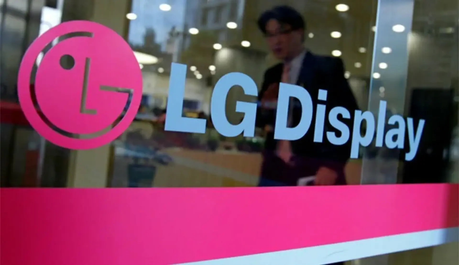ال‌ جی احتمالا تنها در بخش تعمیر پنل‌ های OLED با اپل همکاری خواهد داشت