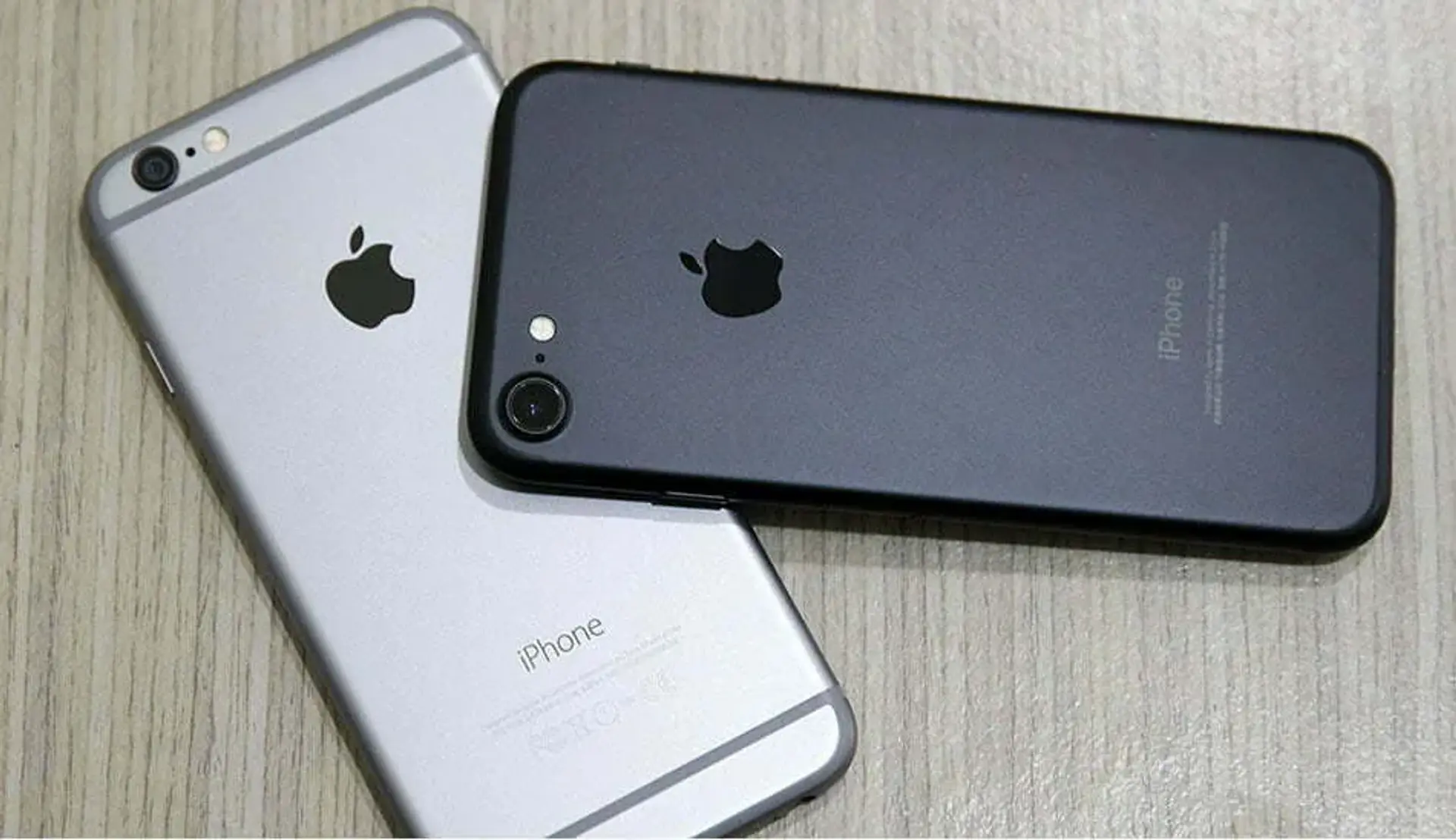تولید آیفون های LCD اپل احتمالا تا سال 2020 ادامه خواهد داشت