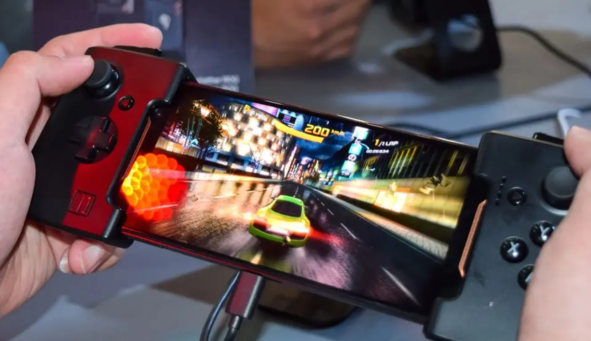 ایسوس نسخه ارزان قیمت گوشی گیمینگ ROG را به بازار عرضه می‌ کند
