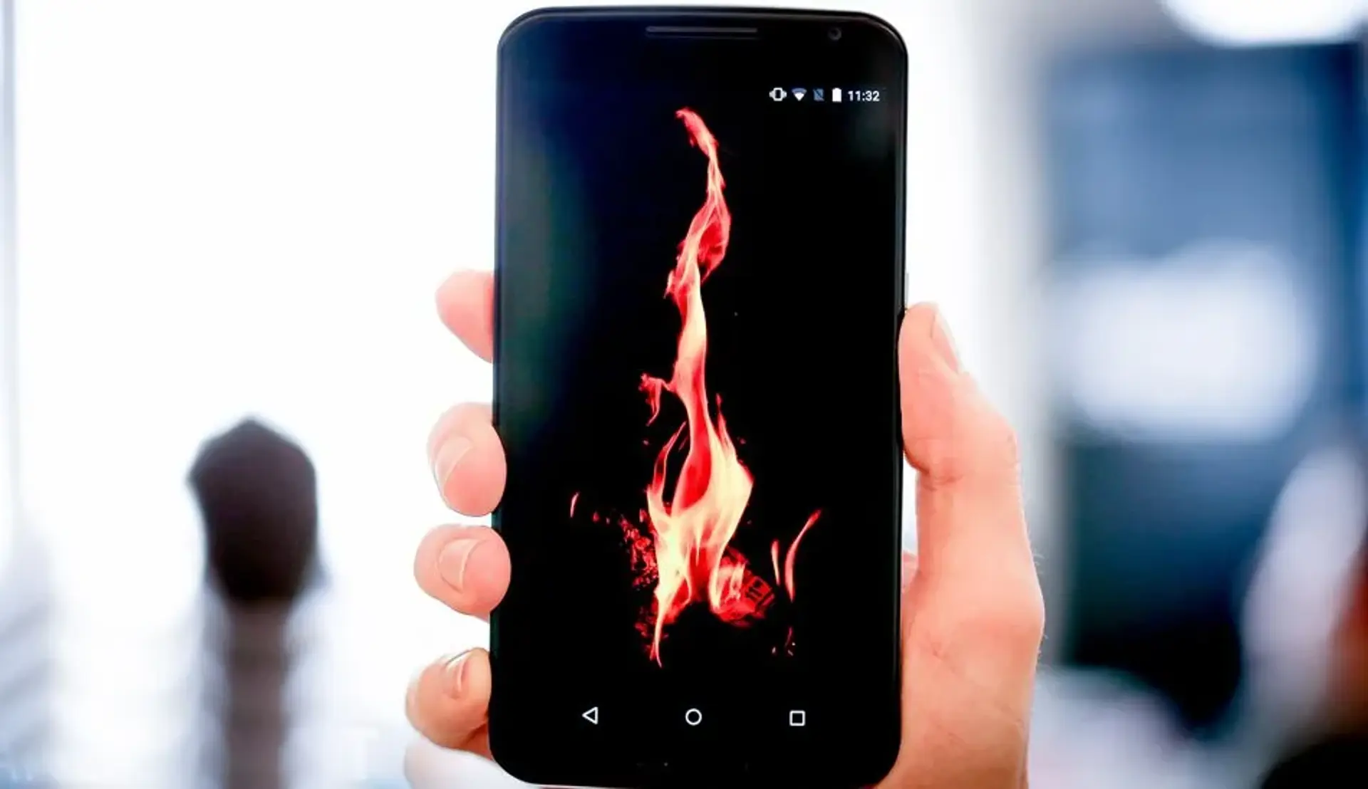 فناوری جدیدی که می تواند از انفجار باتری لیتیوم یونی گوشی‌ های هوشمند جلوگیری کند