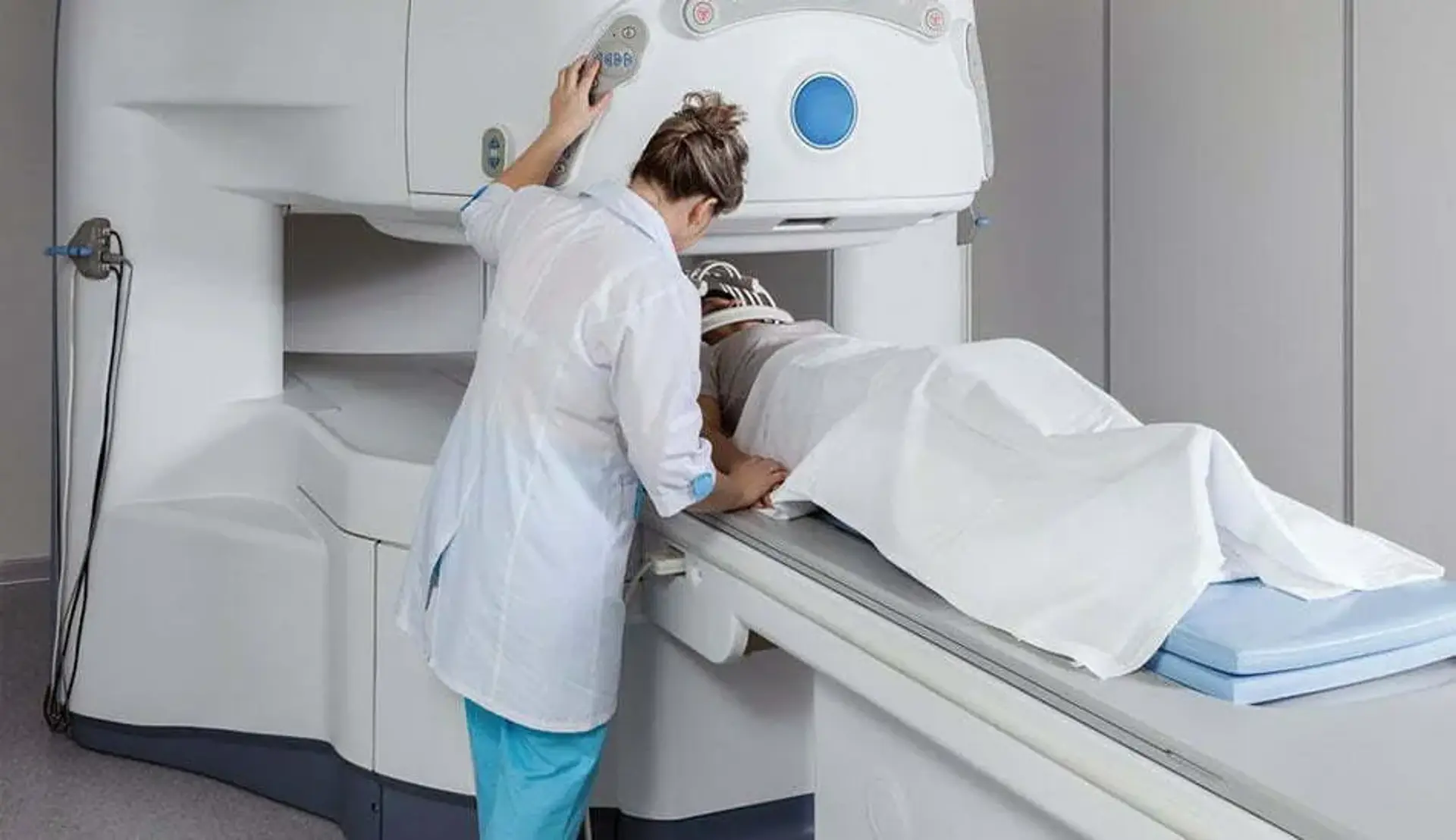 فیسبوک با کمک هوش مصنوعی فرآیند اسکن MRI را سرعت می‌ بخشد