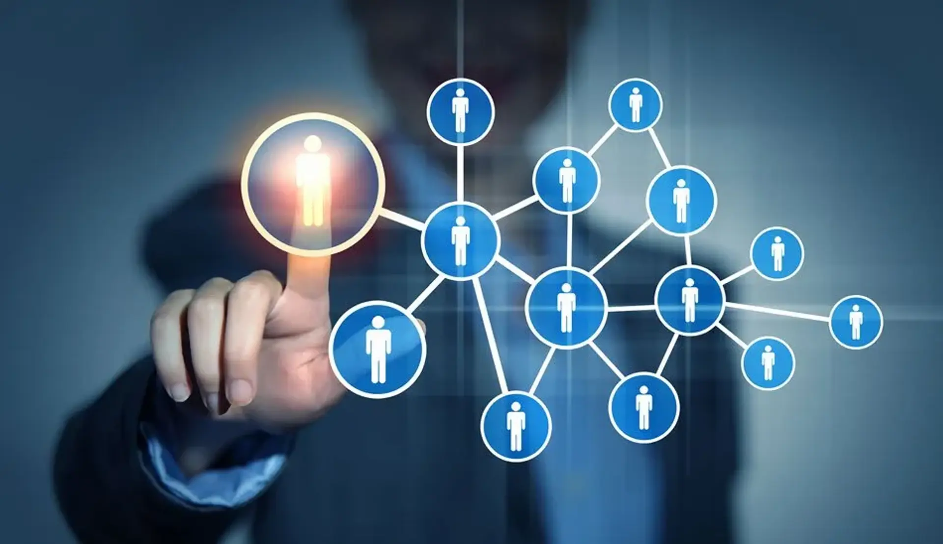 12 روش کاربردی برای محبوب شدن در بین دیگران