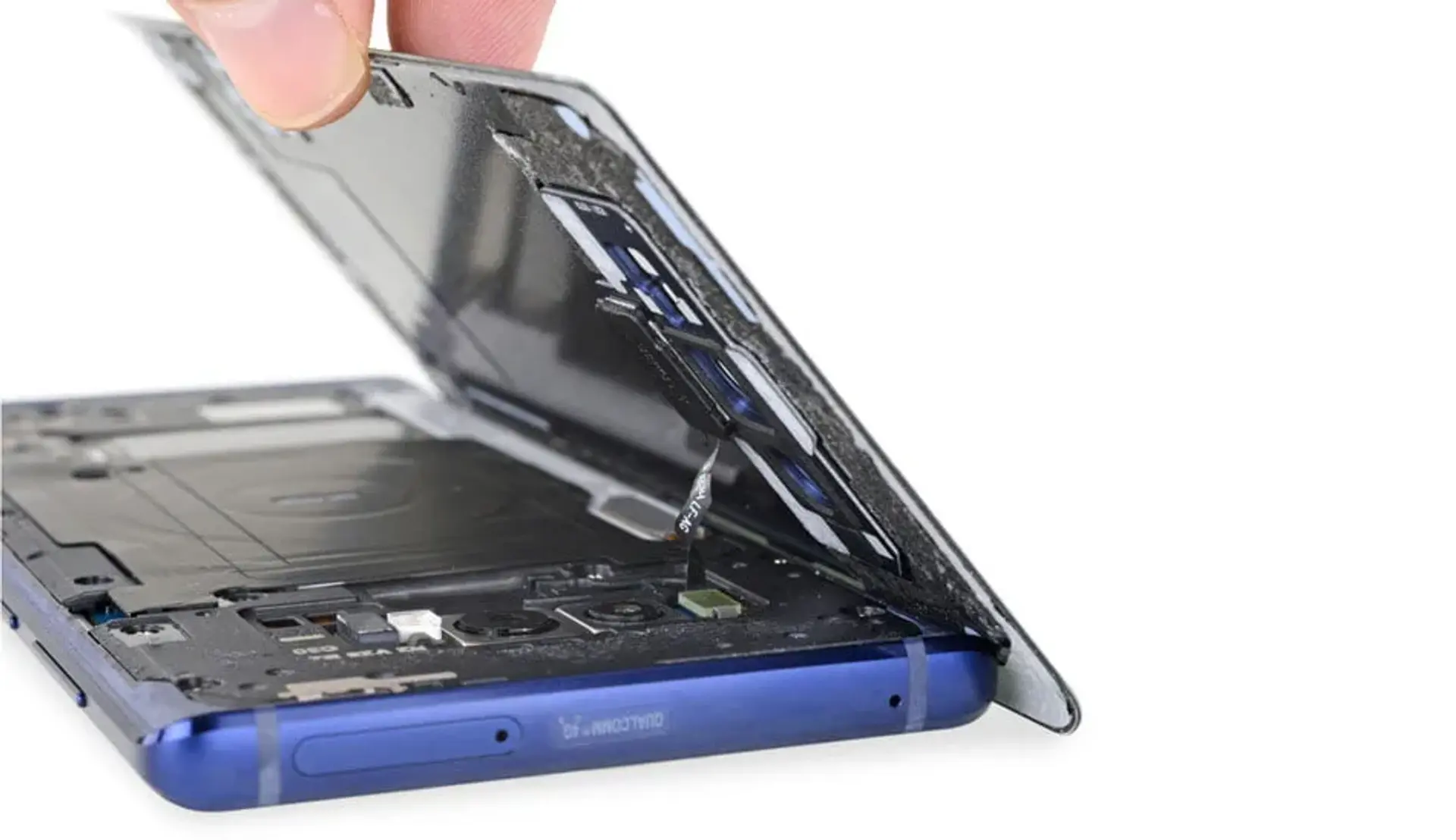گلکسی نوت 9 هم نمره پایینی از iFixit دریافت کرد