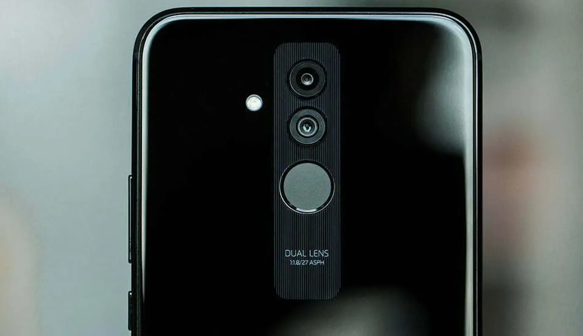 تصاویر کاور رسمی هواوی میت 20 لایت منتشر شد