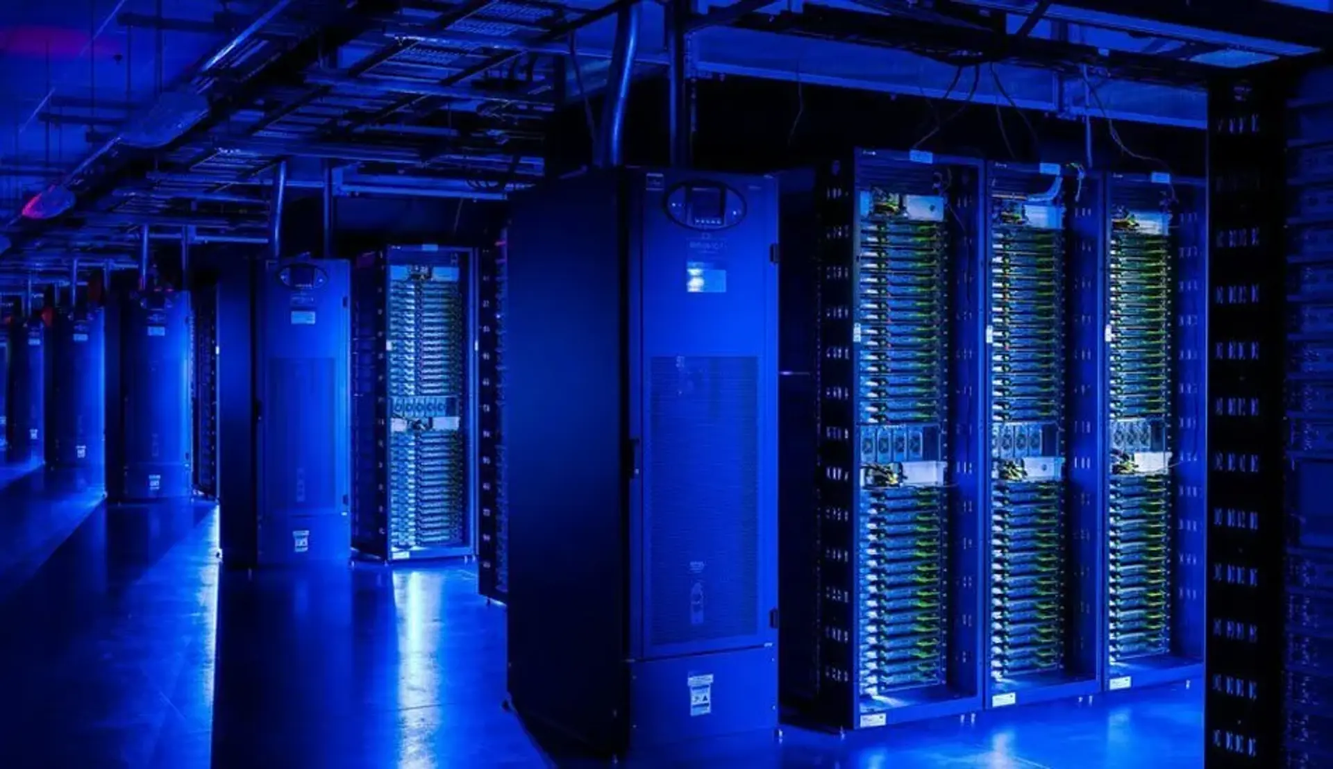 فیسبوک اولین دیتا سنتر خود در آسیا را در سنگاپور راه اندازی می کند
