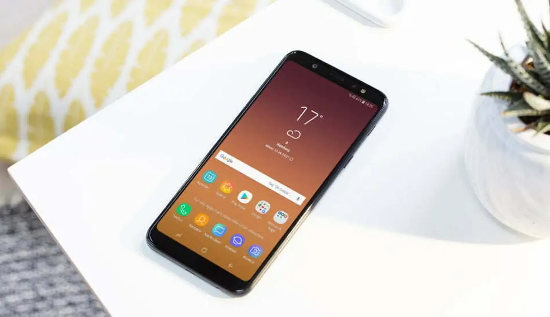 سامسونگ ساخت گوشی گلکسی A6s را برون سپاری کرده است