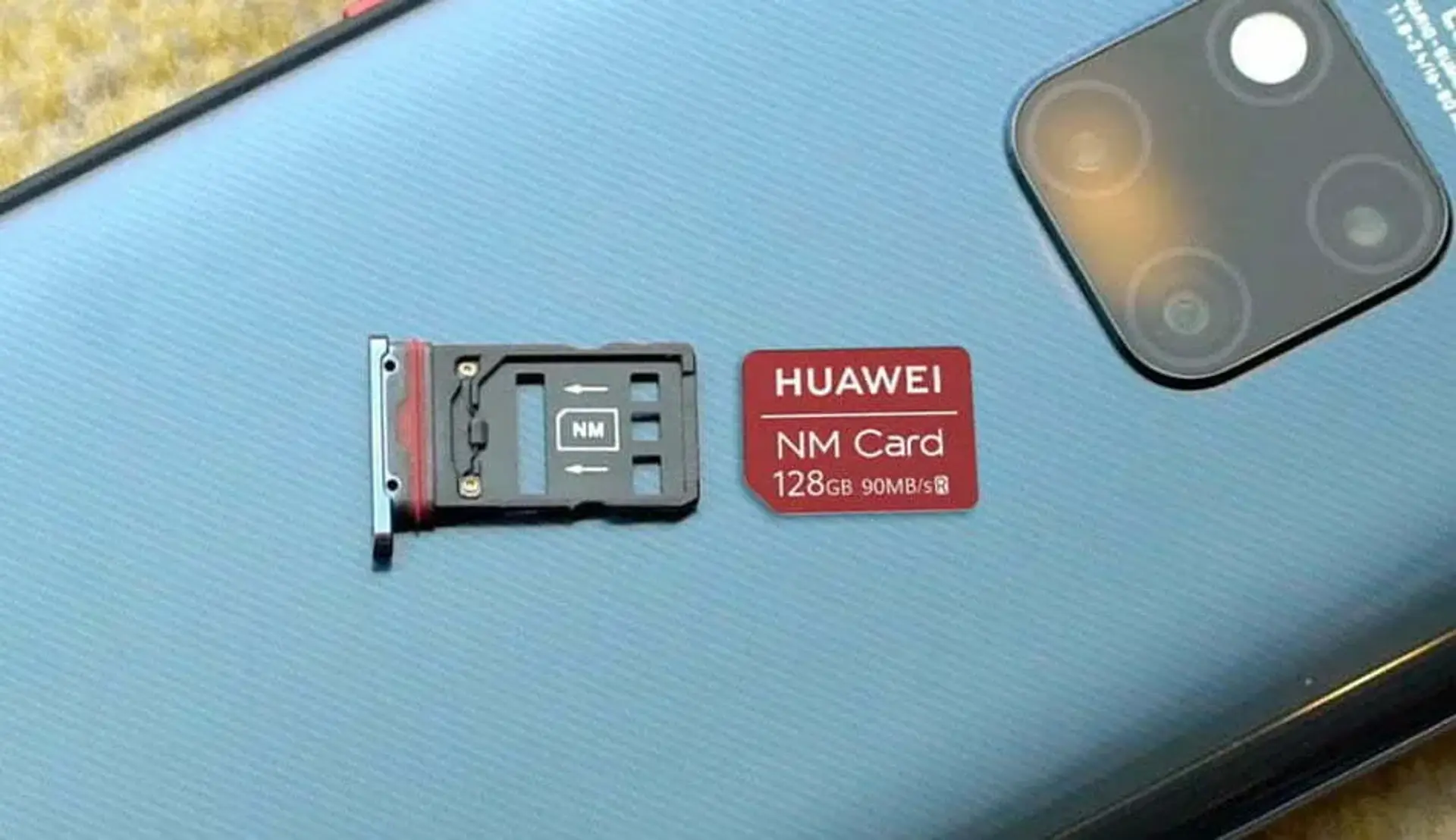هواوی کارت حافظه نانو را جایگزین حافظه microSD‌ می کند
