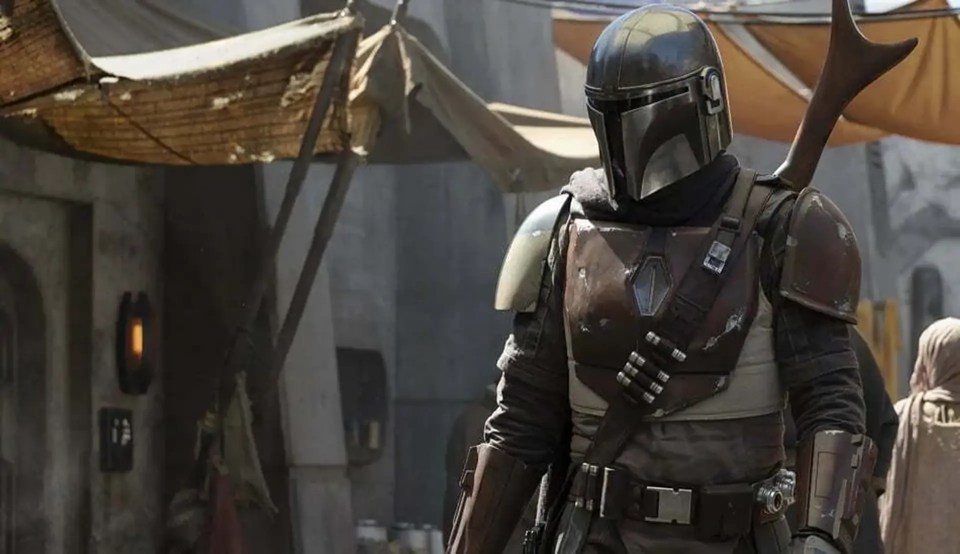 جورج لوکاس از صحنه فیلم‌ برداری سریال The Mandalorian بازدید کرد