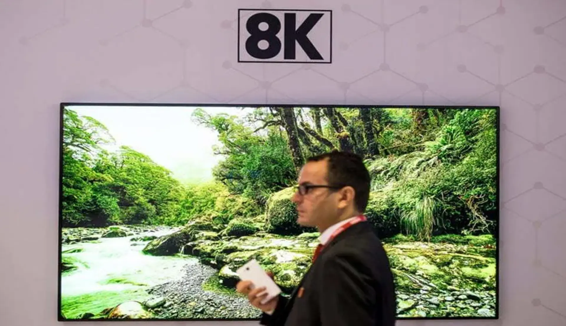 اولین پخش تلویزیون ماهواره ای 8K در ژاپن آغاز شد