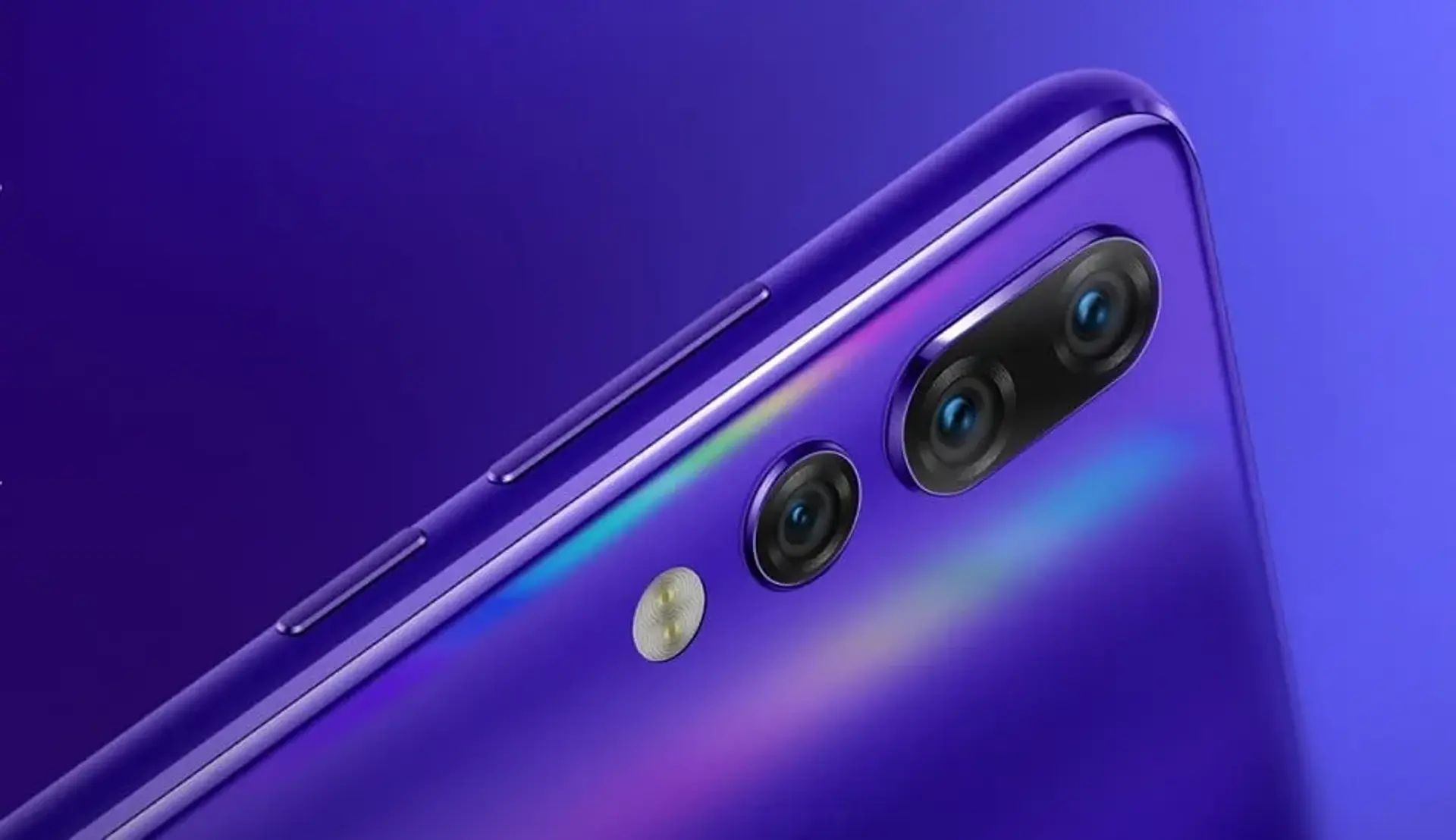 لنوو Z5s ساعاتی قبل از رونمایی رسمی در گیکبنچ مشاهده شد