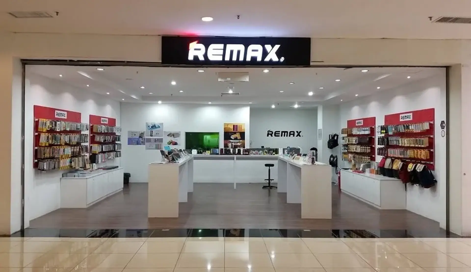 با ریمکس (REMAX) یکی از بهترین تولیدکنندگان لوازم جانبی گوشی آشنا شوید