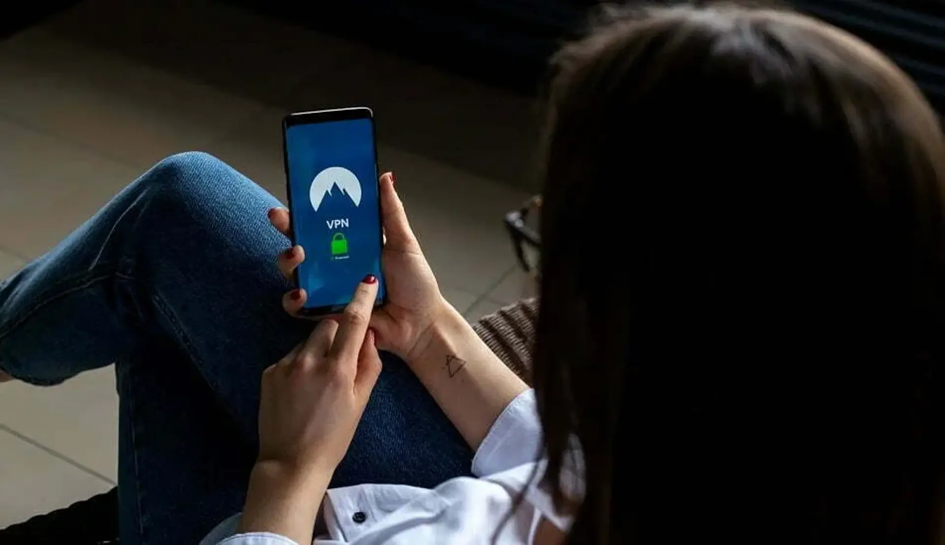 5 دلیل برای اینکه نباید به فیلترشکن یا VPN رایگان اعتماد کنیم
