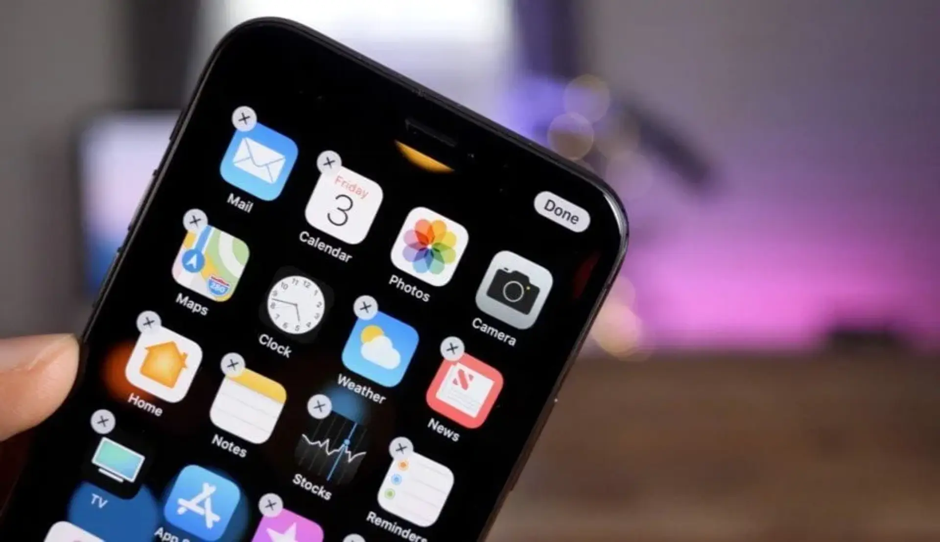 آموزش جامع حذف برنامه گوشی در اندروید و iOS